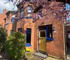 United Kingdom NIR Belfast vacation rental compare prices direct by owner 10124638