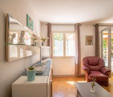 France Auvergne-Rhône-Alpes LINGUIZZETTA vacation rental compare prices direct by owner 33488285