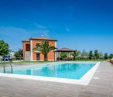 Italy Abruzzo Pineto vacation rental compare prices direct by owner 17636230