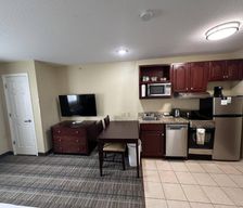United States Iowa Coralville vacation rental compare prices direct by owner 15173928