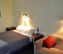 Australia New South Wales West Wyalong vacation rental compare prices direct by owner 13885401