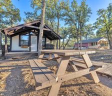 United States Texas Rocky Hill vacation rental compare prices direct by owner 37822338