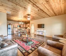 United States Texas New Braunfels vacation rental compare prices direct by owner 26499022