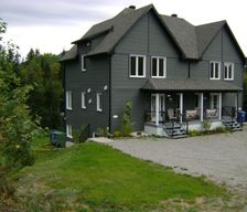 Canada Quebec LʼAnse-Saint-Jean vacation rental compare prices direct by owner 12772891