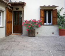Italy Tuscany Castiglion Fiorentino vacation rental compare prices direct by owner 6499352
