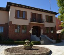 Spain Castile and Leon Valencia de Don Juan vacation rental compare prices direct by owner 12998096