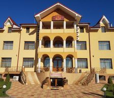 Romania Neamţ Roman vacation rental compare prices direct by owner 15107984
