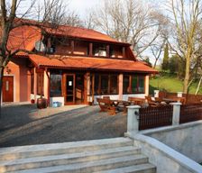 Slovakia Nitriansky kraj Santovka vacation rental compare prices direct by owner 13010122