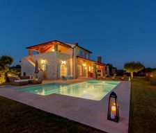 Croatia Istria County Sveti Lovrec vacation rental compare prices direct by owner 4641340