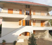 Italy Livorno Castiglioncello vacation rental compare prices direct by owner 4145957
