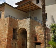 Italy Campania Chiusi vacation rental compare prices direct by owner 14256521