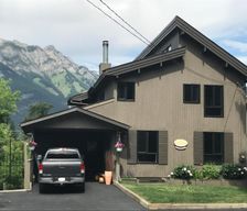 Canada Alberta Banff vacation rental compare prices direct by owner 15131484