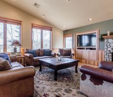 United States California Mammoth Lakes vacation rental compare prices direct by owner 29806988