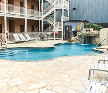 United States Texas New Braunfels vacation rental compare prices direct by owner 32556811