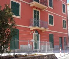 Italy Liguria Moneglia vacation rental compare prices direct by owner 6426024