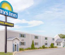 United States Iowa Cedar Falls vacation rental compare prices direct by owner 12690685