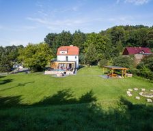 Poland Lower Silesia Nielestno vacation rental compare prices direct by owner 13026750