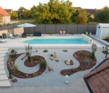 France Pays de la Loire Saint-Gervais en-Belin vacation rental compare prices direct by owner 17747947