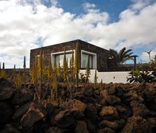 Spain Lanzarote Tinajo vacation rental compare prices direct by owner 15049567