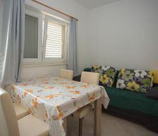 Croatia Split-Dalmatia County Kaštela vacation rental compare prices direct by owner 5612007