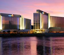 United States Nevada Laughlin vacation rental compare prices direct by owner 38256888