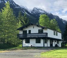 Canada British Columbia Stewart vacation rental compare prices direct by owner 11917349