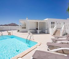 Spain Lanzarote Playa Honda vacation rental compare prices direct by owner 5723449