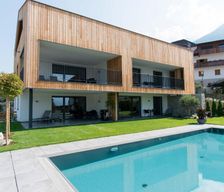 Italy Trentino Alto Adige Schenna vacation rental compare prices direct by owner 15026320
