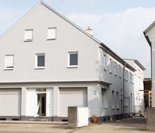 Germany Hessen Rüsselsheim vacation rental compare prices direct by owner 5546176