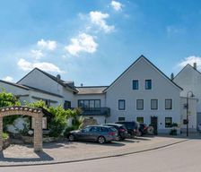 Germany Saarland Perl vacation rental compare prices direct by owner 18846473