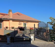 Italy Apulia Monte SantʼAngelo vacation rental compare prices direct by owner 14131349