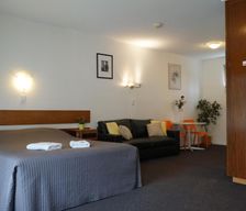 Australia Victoria Beaconsfield vacation rental compare prices direct by owner 15907707
