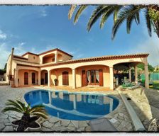 France Provence-Alpes-Côte d'Azur Saint-Cyr-sur-Mer vacation rental compare prices direct by owner 4239930