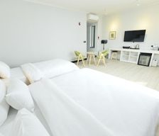 South Korea  Gwangju vacation rental compare prices direct by owner 13806518