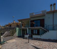 Italy Sardinia Tresnuraghes vacation rental compare prices direct by owner 27942266