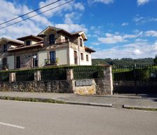 Spain Cantabria Liendo vacation rental compare prices direct by owner 14139184