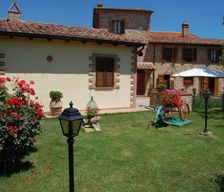 Italy Umbria Castiglione del Lago vacation rental compare prices direct by owner 4560918
