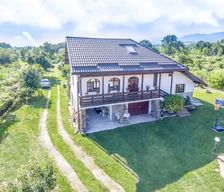 Romania Gorj Novaci-Străini vacation rental compare prices direct by owner 26974378