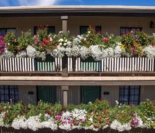 United States New Mexico Santa Fe vacation rental compare prices direct by owner 12757600