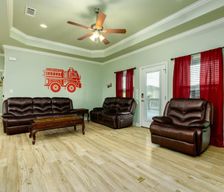 United States Texas Crystal Beach vacation rental compare prices direct by owner 201223