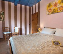 Italy Tuscany Poggibonsi vacation rental compare prices direct by owner 6379112