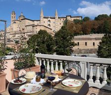 Italy Marche Urbino vacation rental compare prices direct by owner 14015662