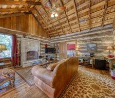 United States Texas Fredericksburg vacation rental compare prices direct by owner 15166079