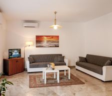 Italy  Mestre vacation rental compare prices direct by owner 17686773