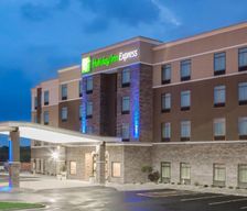 United States Illinois Moline vacation rental compare prices direct by owner 15099932