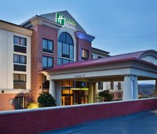 United States South Carolina Greenville vacation rental compare prices direct by owner 11911140