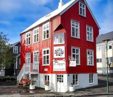 Iceland Capital Region Reykjavík vacation rental compare prices direct by owner 4193128