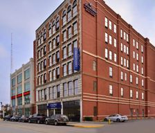 United States Indiana Terre Haute vacation rental compare prices direct by owner 12691760