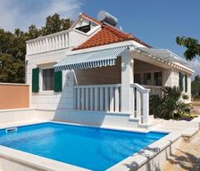 Croatia Split-Dalmatia Pucisca vacation rental compare prices direct by owner 10188991
