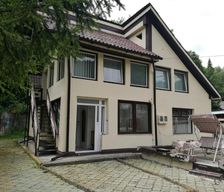 Romania Vâlcea Voineasa vacation rental compare prices direct by owner 13912436